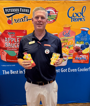 Vendor of the Month: Robert Lund with 